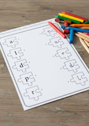 Karty pracy „Dopasuj literę pisaną do drukowanej” – 5 kart A4 do druku